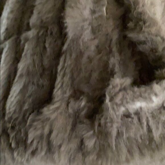 Love Token Reversible Rabbit Fur Vest Olive Green - Picture 16 of 16